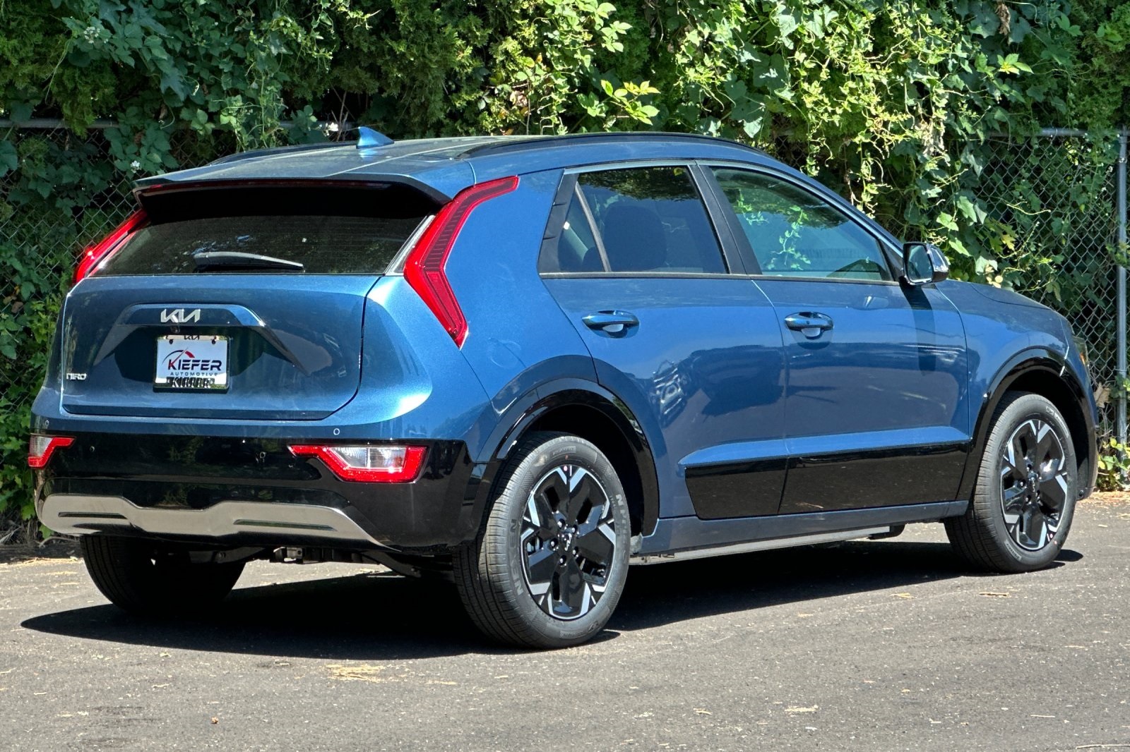 2025 Kia Niro Wind photo 3