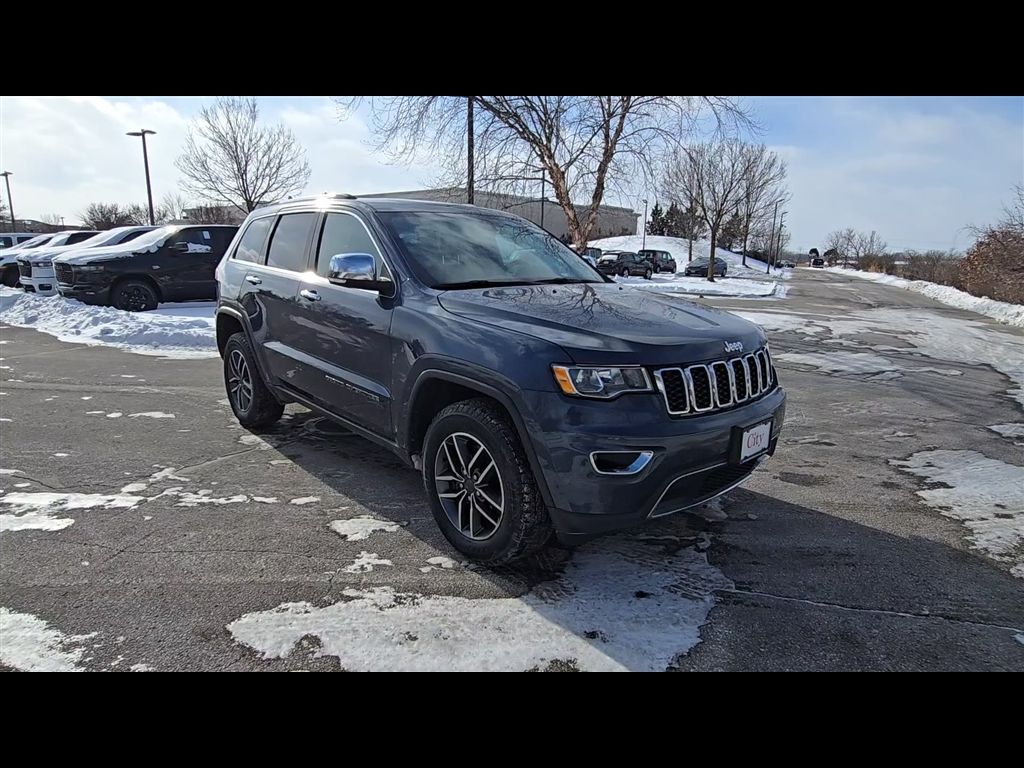 Used 2021 Jeep Grand Cherokee Limited with VIN 1C4RJFBG1MC667858 for sale in Brookfield, WI