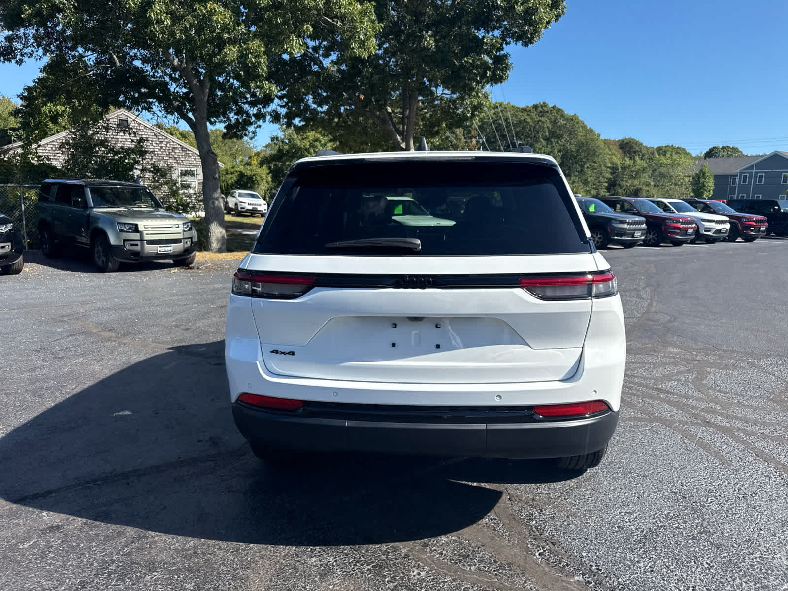 2025 Jeep Grand Cherokee Altitude photo 4