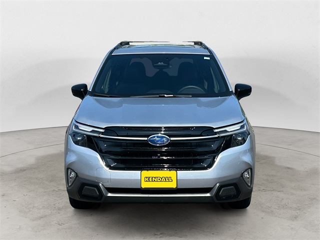 2025 Subaru Forester Touring photo 8