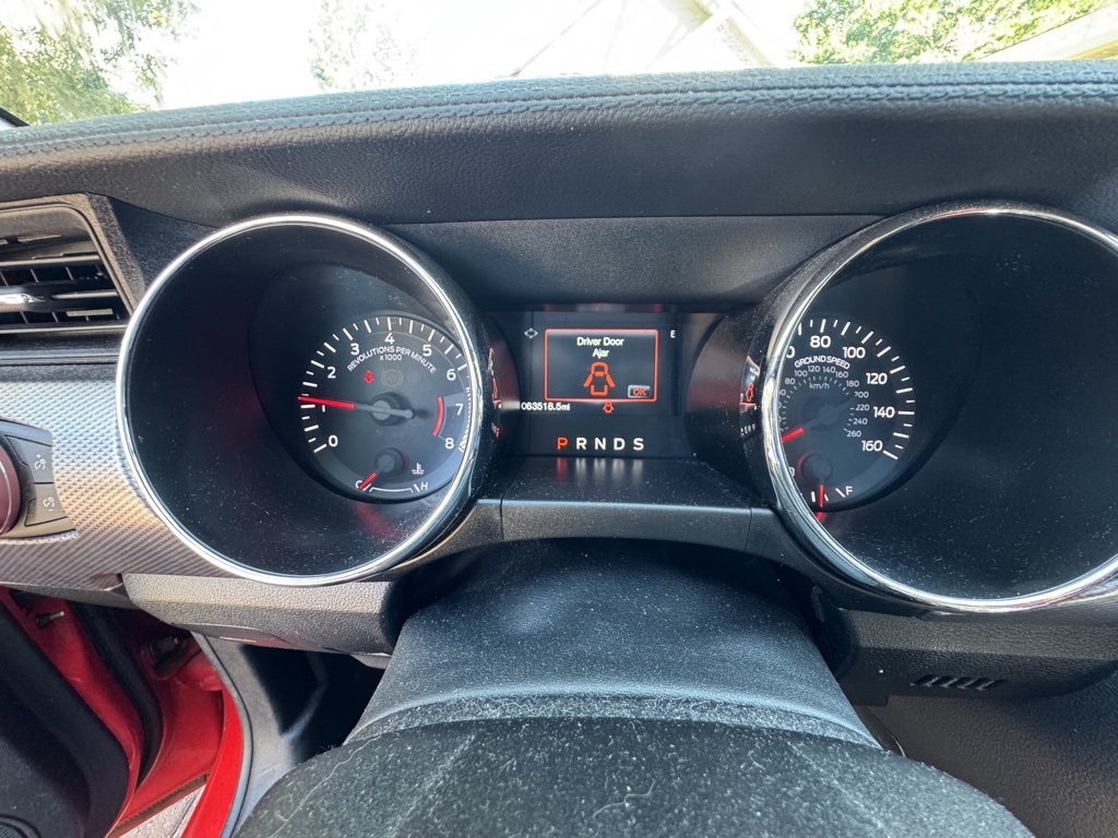 2017 Ford Mustang EcoBoost photo 4