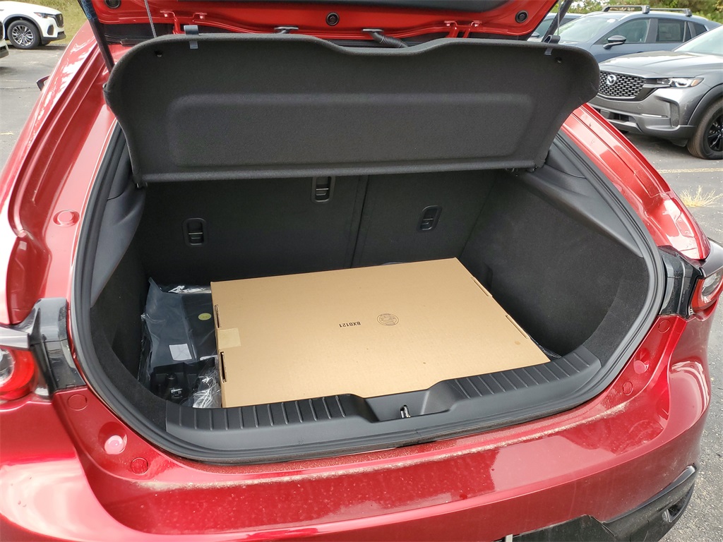 2025 Mazda Mazda3 2.5 s Preferred photo 7