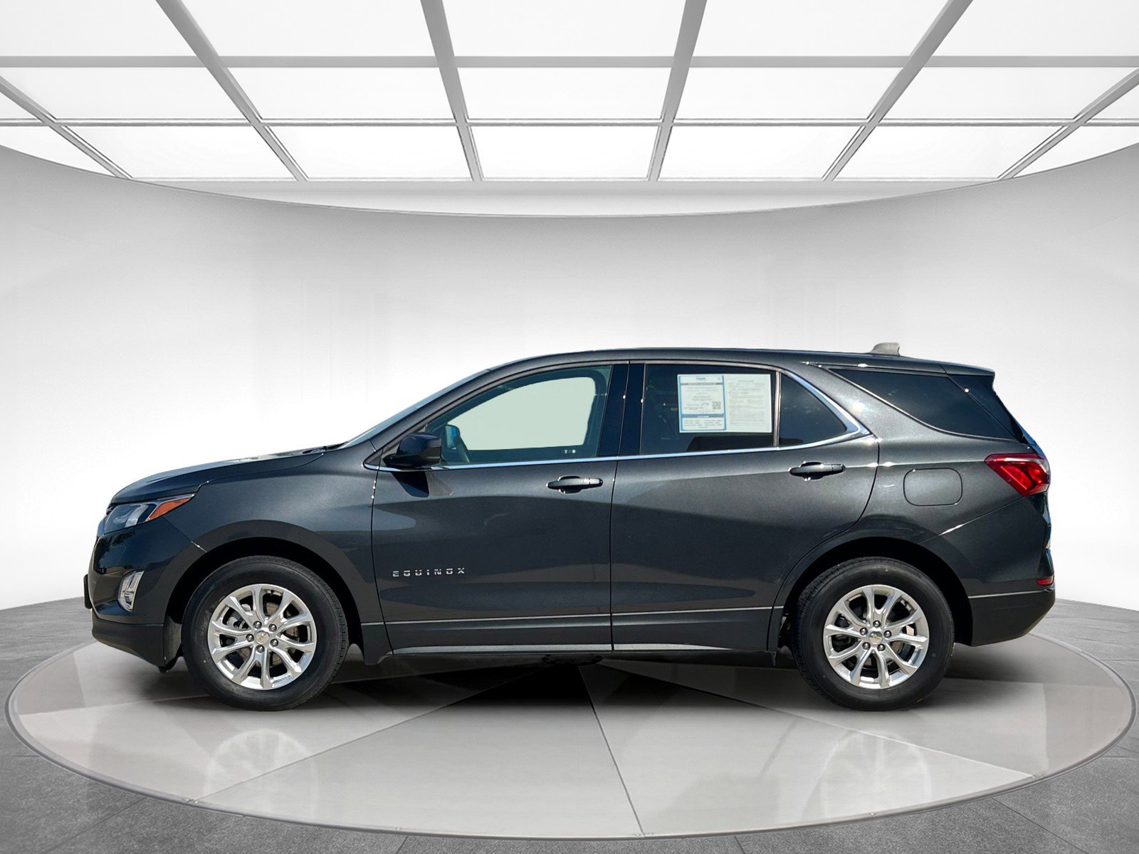 Used 2020 Chevrolet Equinox LT with VIN 2GNAXKEV2L6221313 for sale in Altoona, IA