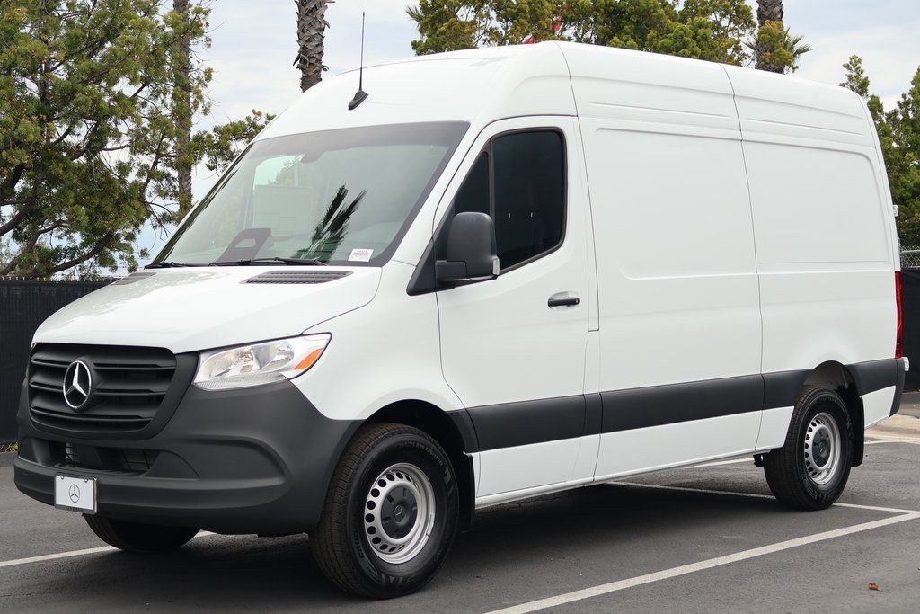 2025 Mercedes-Benz Sprinter Cargo Van Base's photo