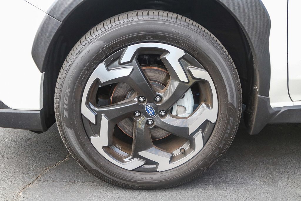 2023 Subaru Crosstrek Limited photo 9
