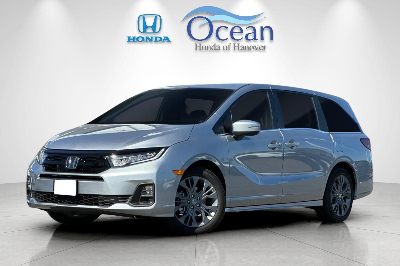 2026 Honda Odyssey Touring's photo
