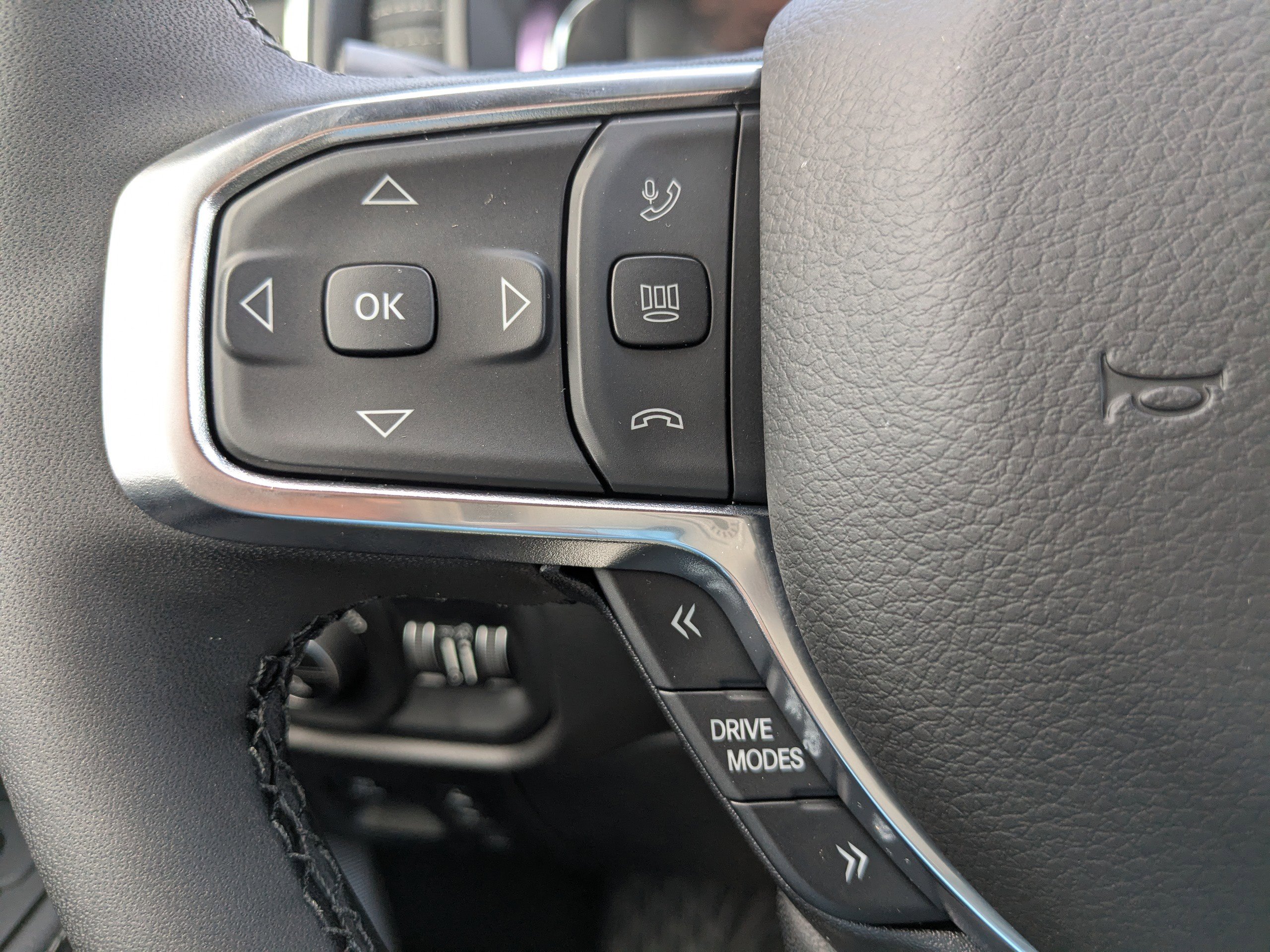 2026 Ram 1500 Laramie photo 19