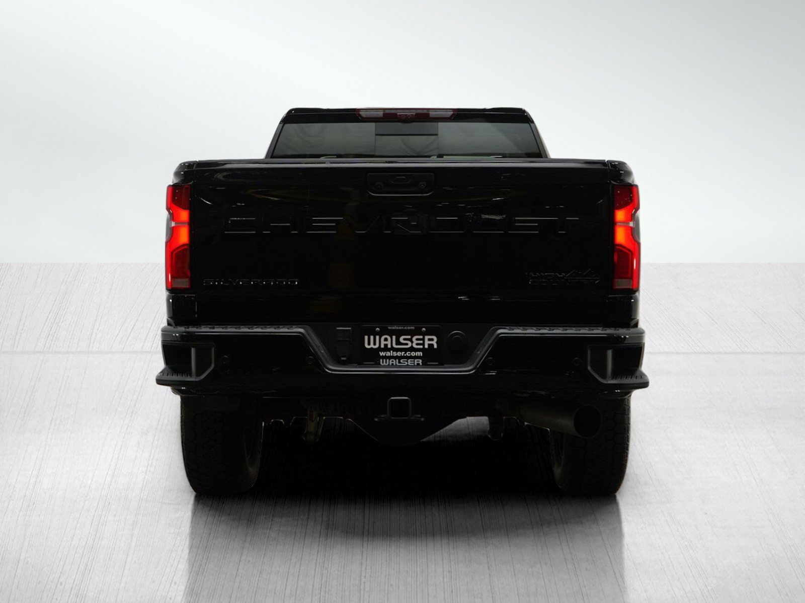 2024 Chevrolet Silverado 3500HD High Country photo 4