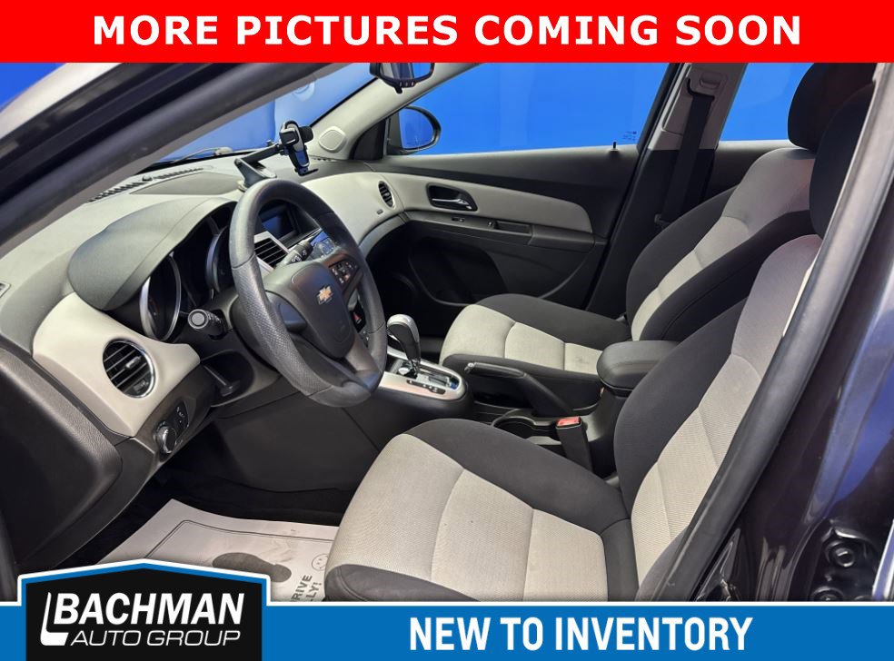 2015 Chevrolet Cruze LS photo 5
