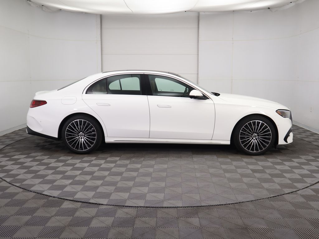 2026 Mercedes Benz E 350 photo 4