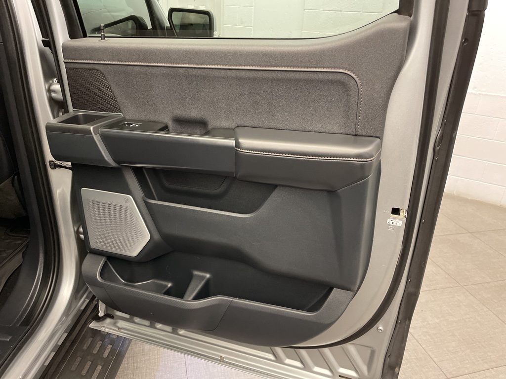 2022 Ford F-150 Raptor photo 28