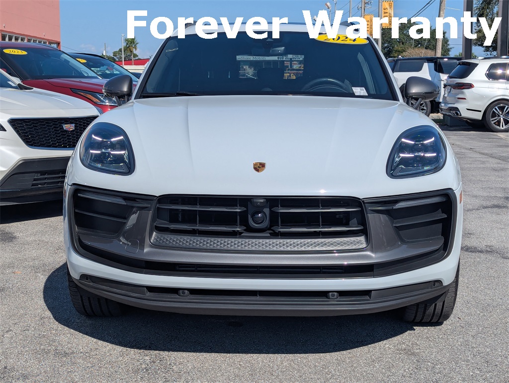 2024 Porsche Macan T photo 9