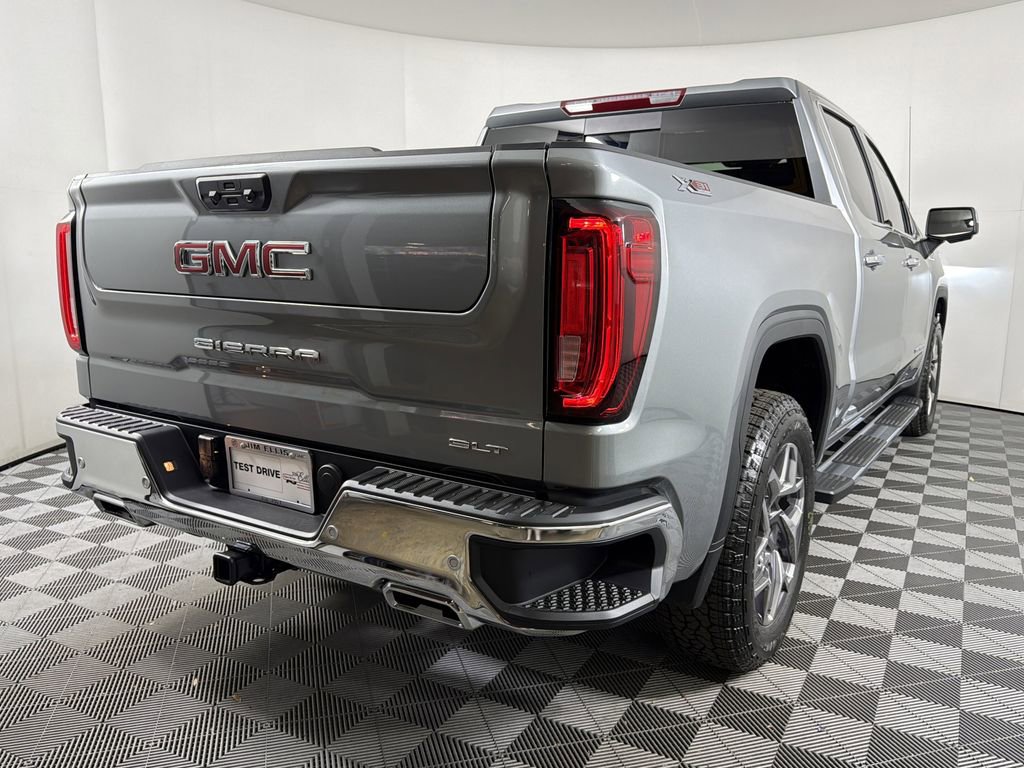 2026 Gmc Sierra 1500 SLT photo 4