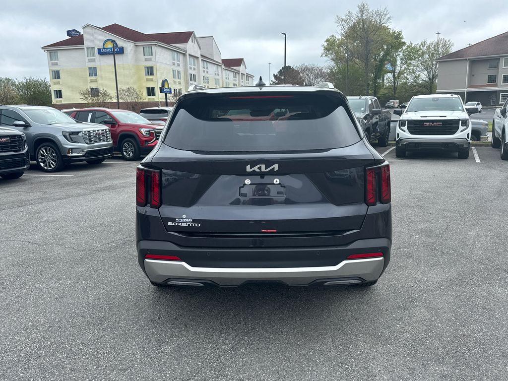 2025 Kia Sorento S photo 4