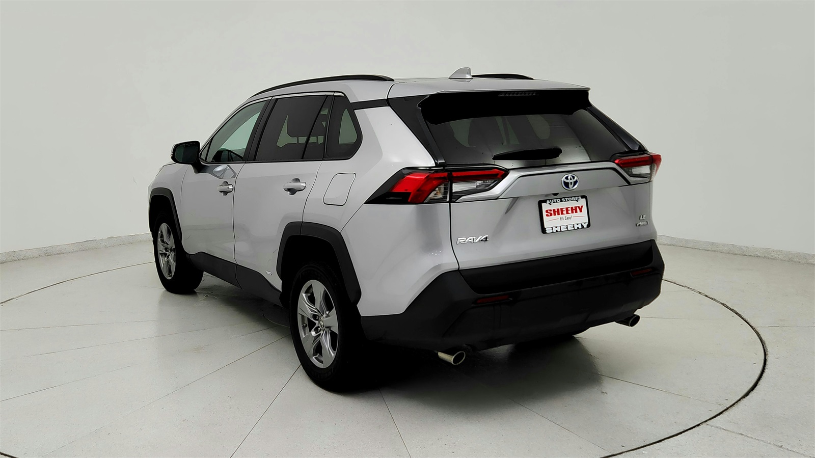 2023 Toyota RAV4 Hybrid LE photo 4