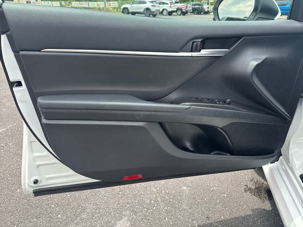 2024 Toyota Camry LE photo 10
