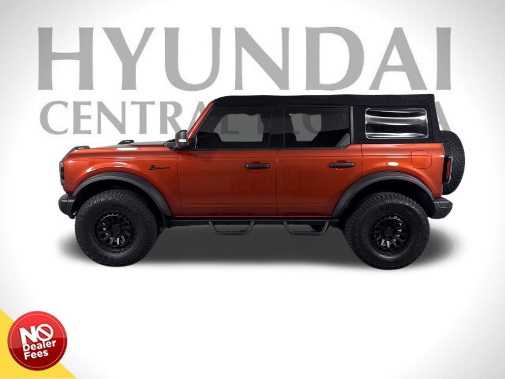 2022 Ford Bronco Badlands photo 4