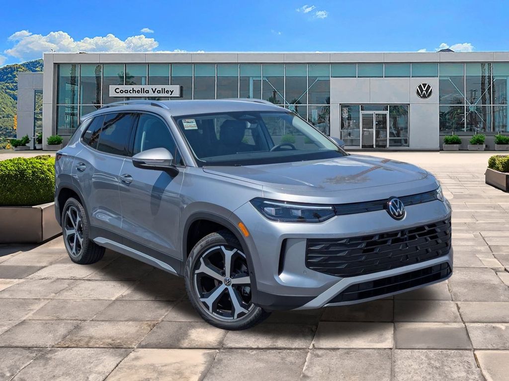 2025 Volkswagen Tiguan S's photo