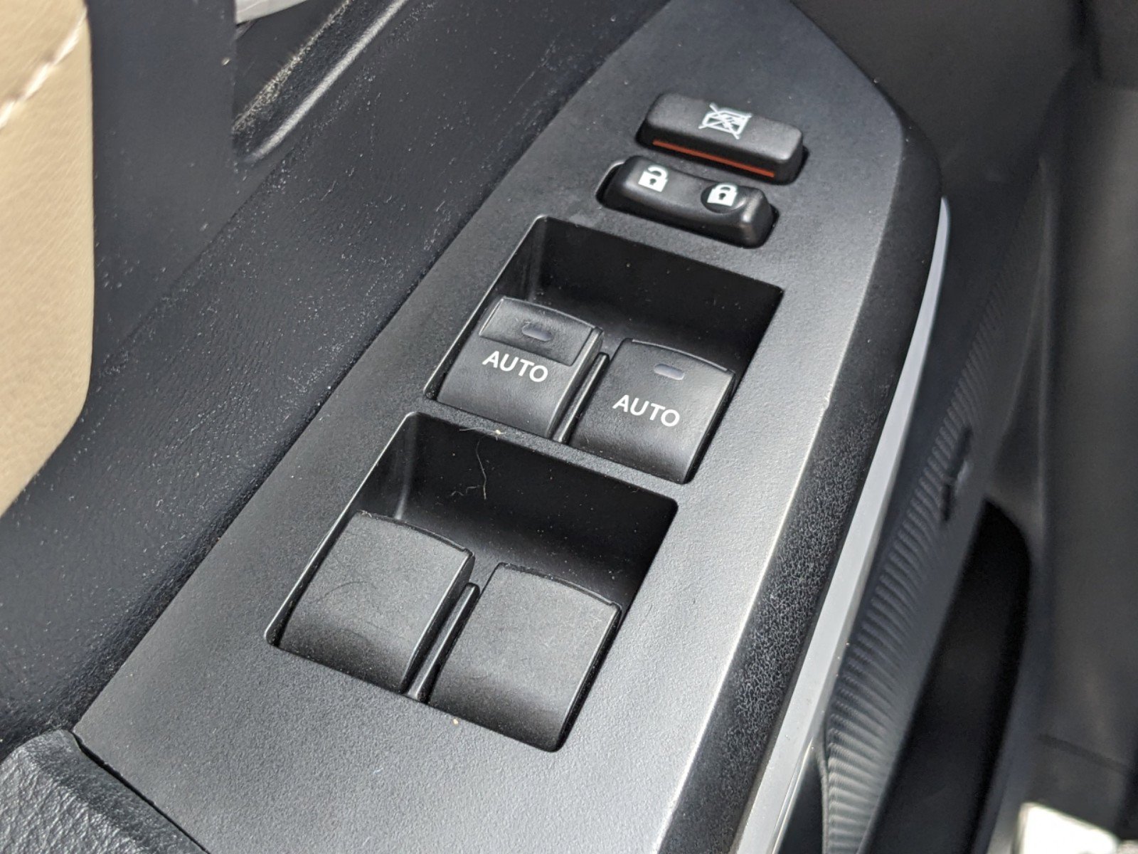2019 Toyota Tundra Limited photo 19