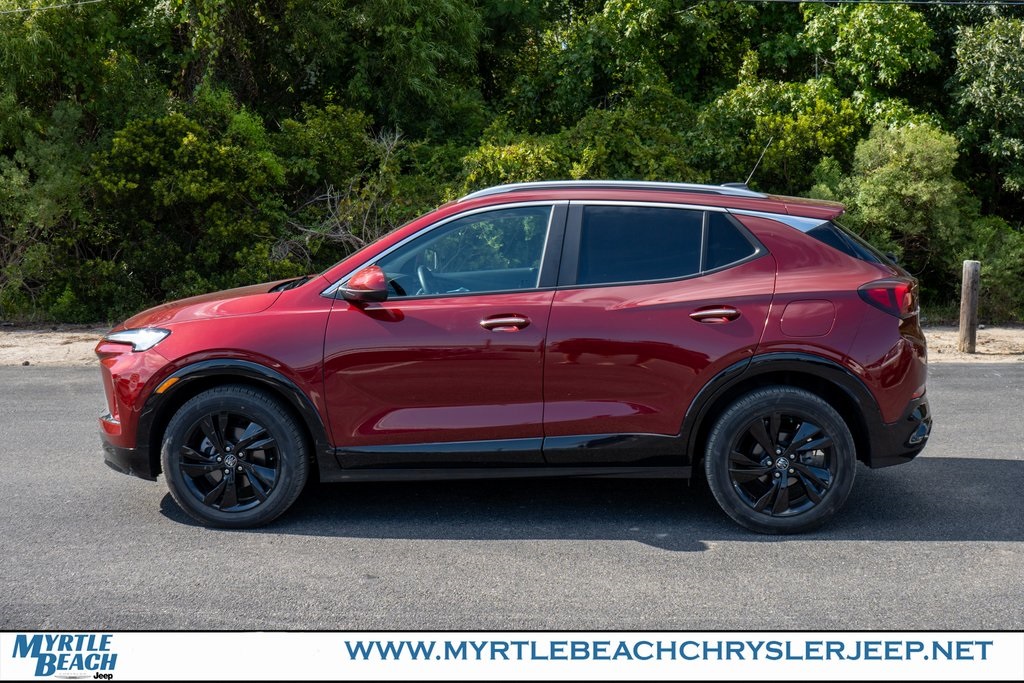 2024 Buick Encore GX Sport Touring photo 3