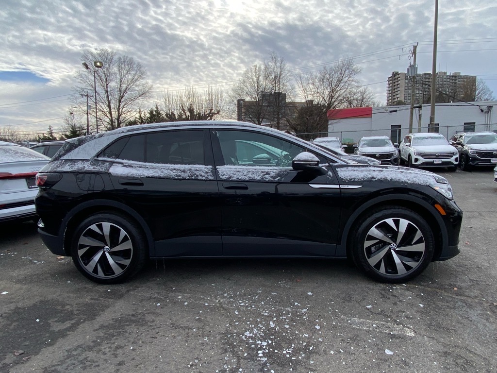 Certified 2022 Volkswagen ID.4 PRO S with VIN WVGKMPE29NP074415 for sale in Alexandria, VA