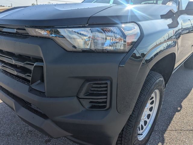 2025 Chevrolet Colorado LT photo 8