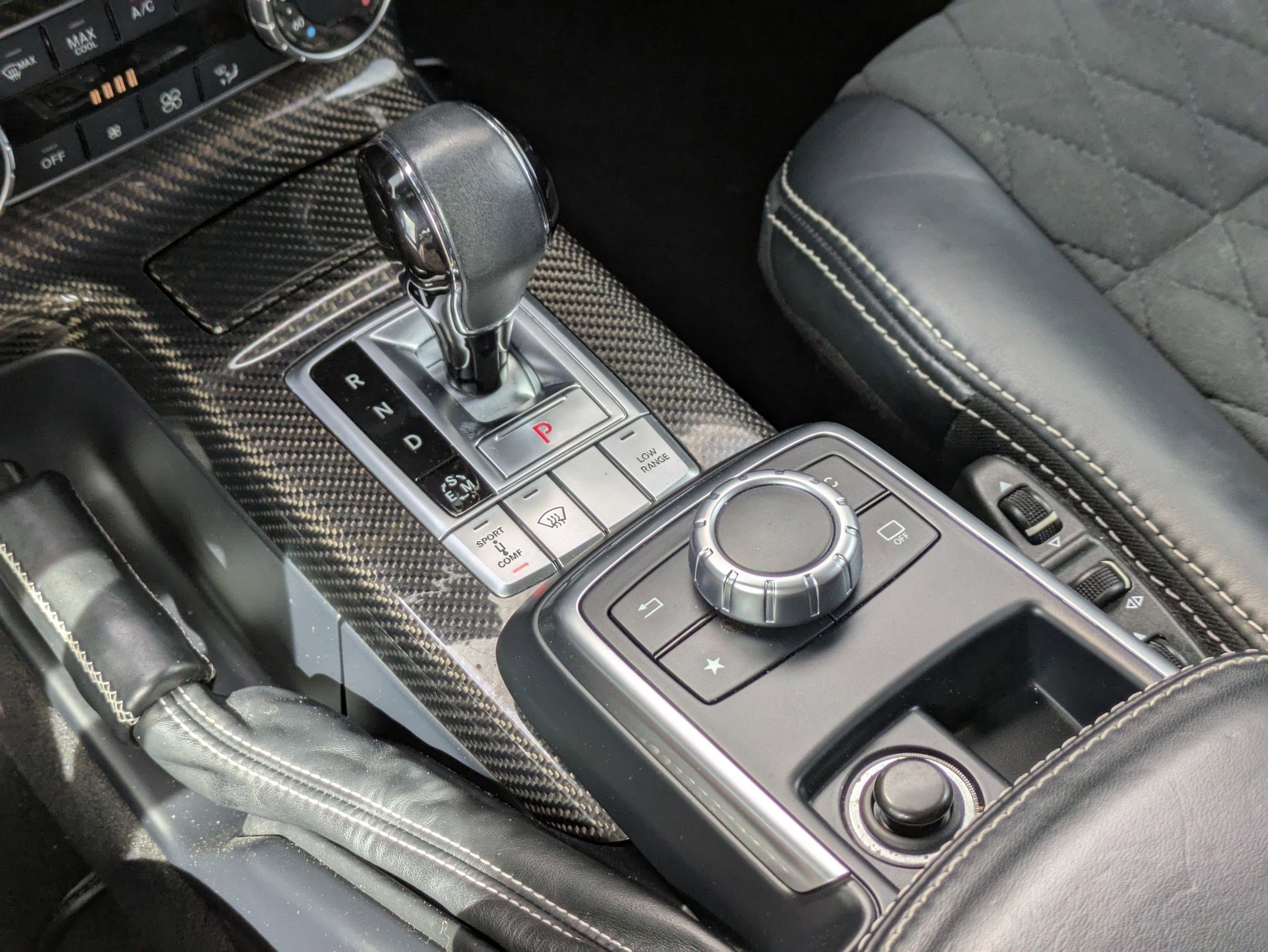 2017 Mercedes Benz G 550 photo 21
