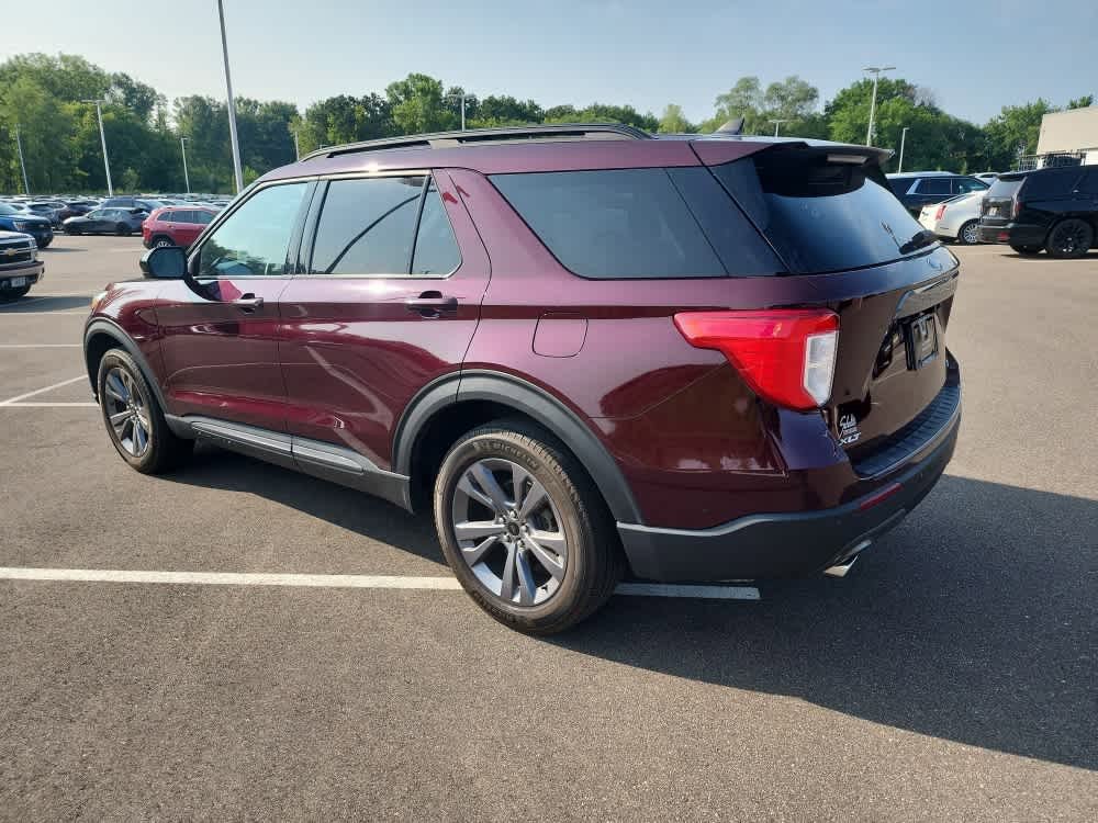 2022 Ford Explorer XLT photo 4