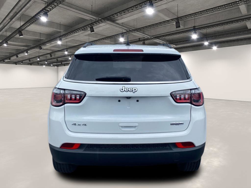 2022 Jeep Compass Latitude photo 5