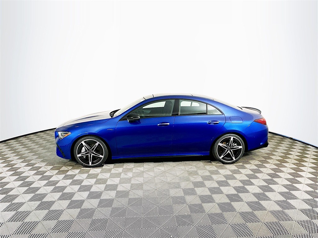 2025 Mercedes Benz CLA 35 AMG 4MATIC photo 4