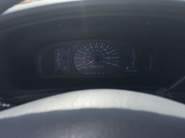2003 Toyota Sienna CE photo 5