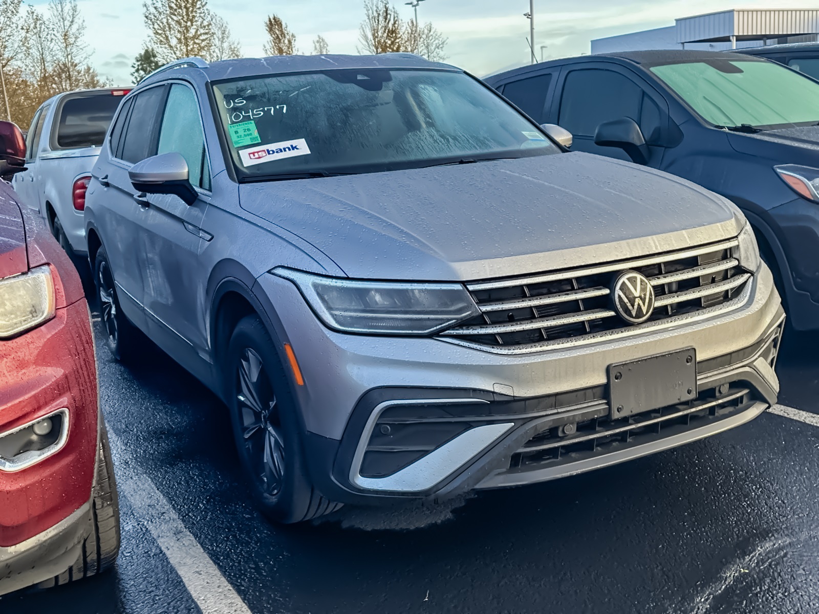2022 Volkswagen Tiguan SE photo 2