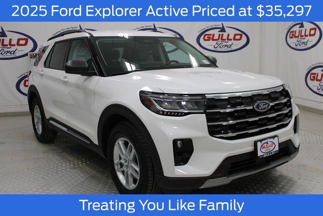 2025 Ford Explorer Active's photo