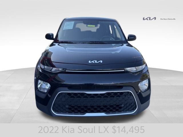 2022 Kia Soul LX photo 2