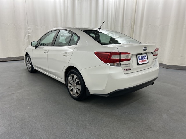 2022 Subaru Impreza Base photo 3