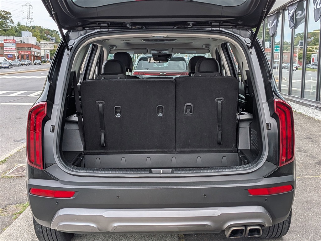 2022 Kia Telluride S photo 8