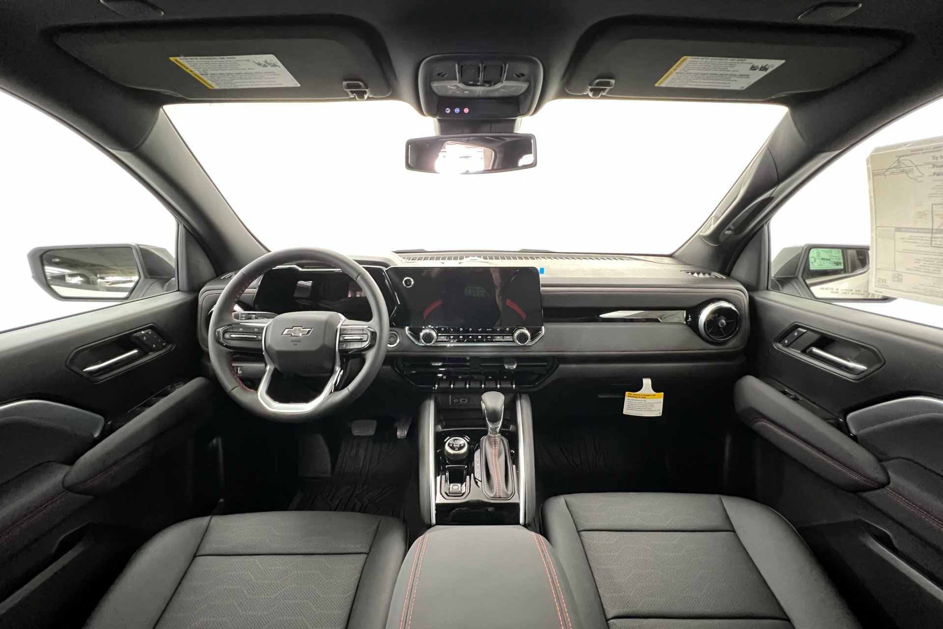 2026 Chevrolet Colorado Z71 photo 9