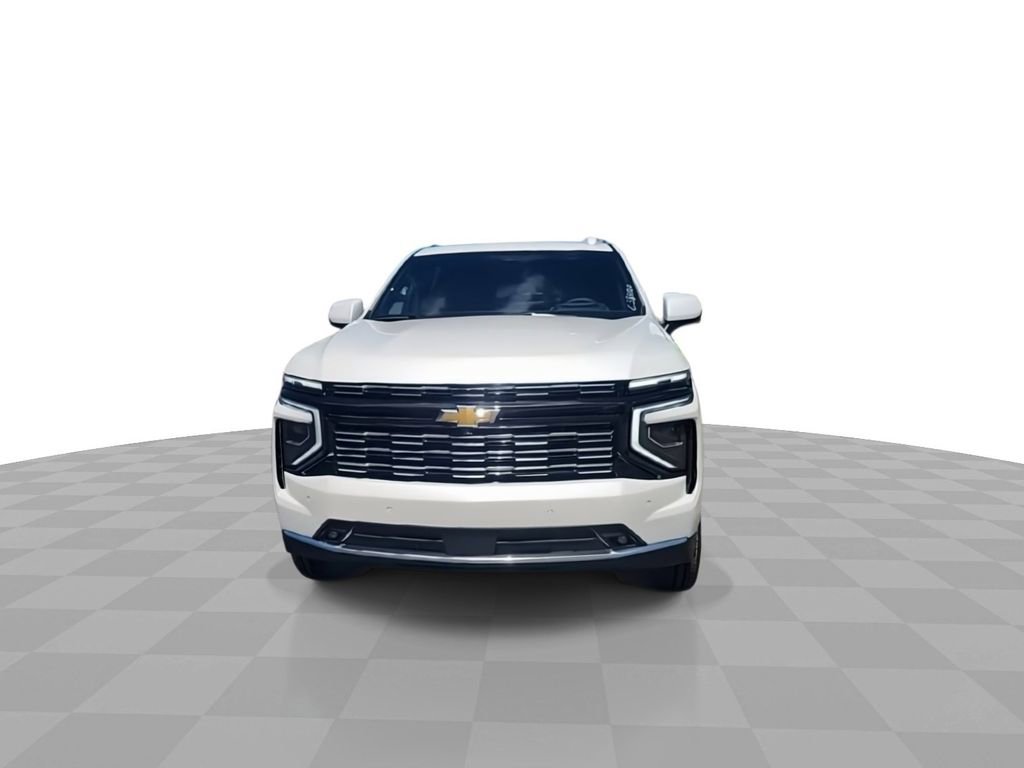 2025 Chevrolet Suburban High Country photo 3