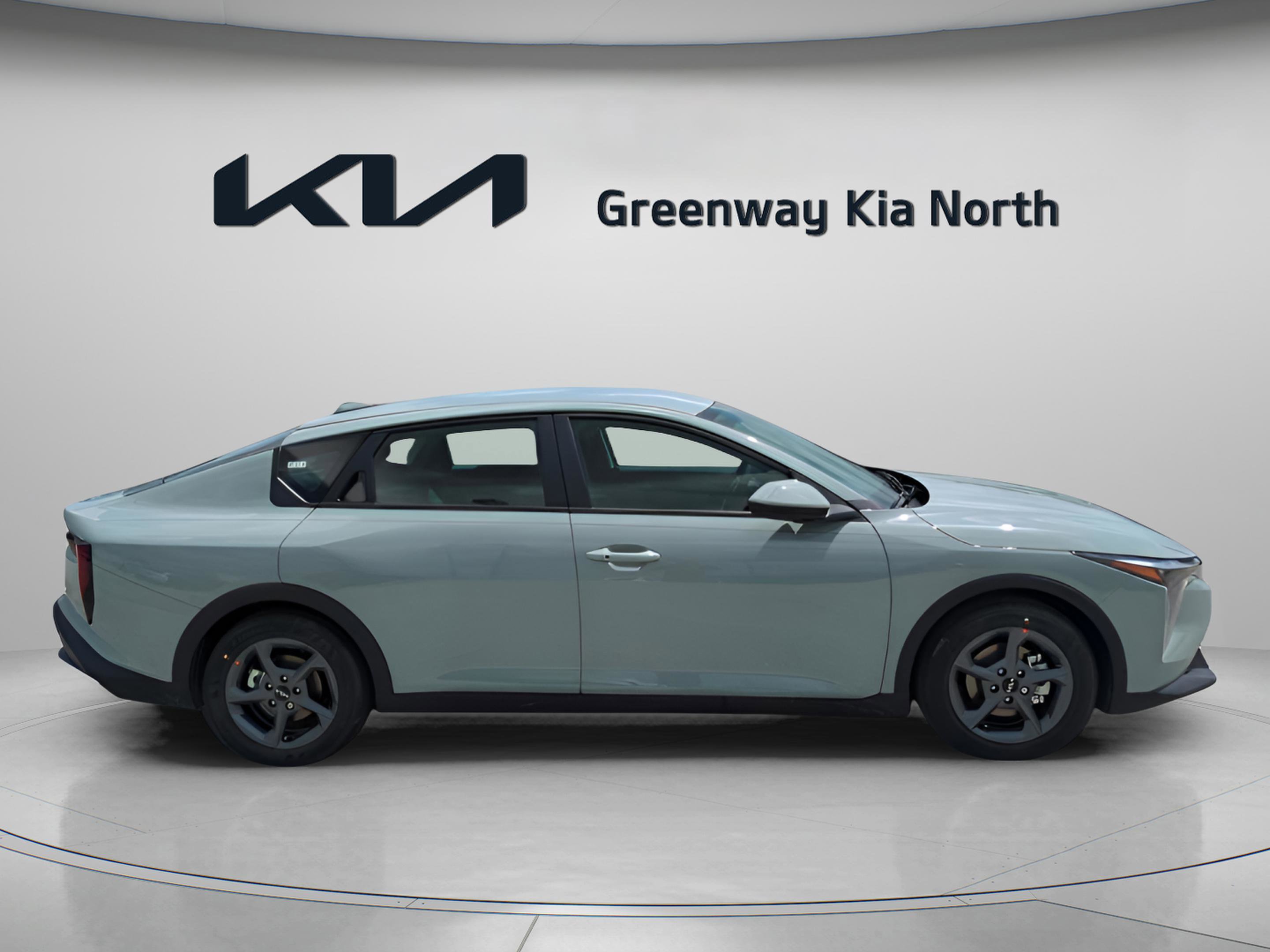 2025 Kia K4 LXS photo 9