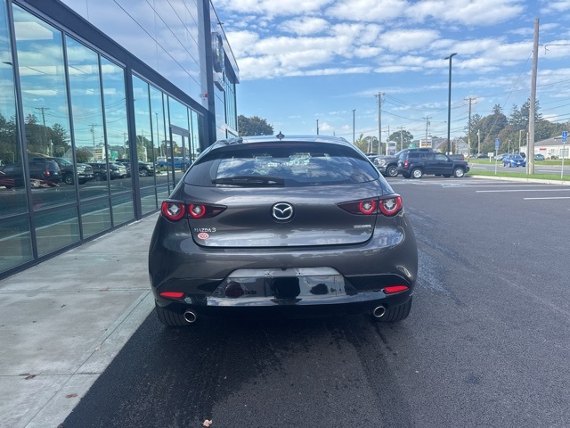 2024 Mazda Mazda3 2.5 s Premium photo 4
