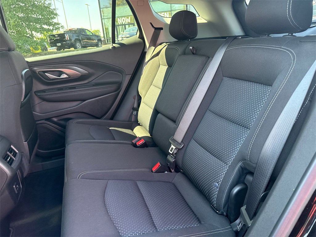2023 Gmc Terrain SLE photo 29