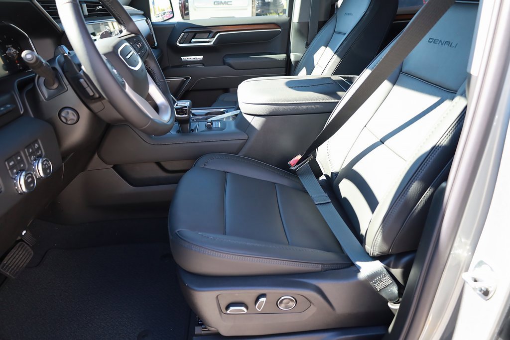 2026 Gmc Sierra 1500 Denali photo 12