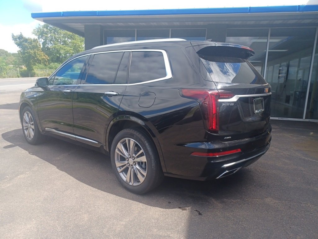 2023 Cadillac XT6 Premium Luxury photo 2