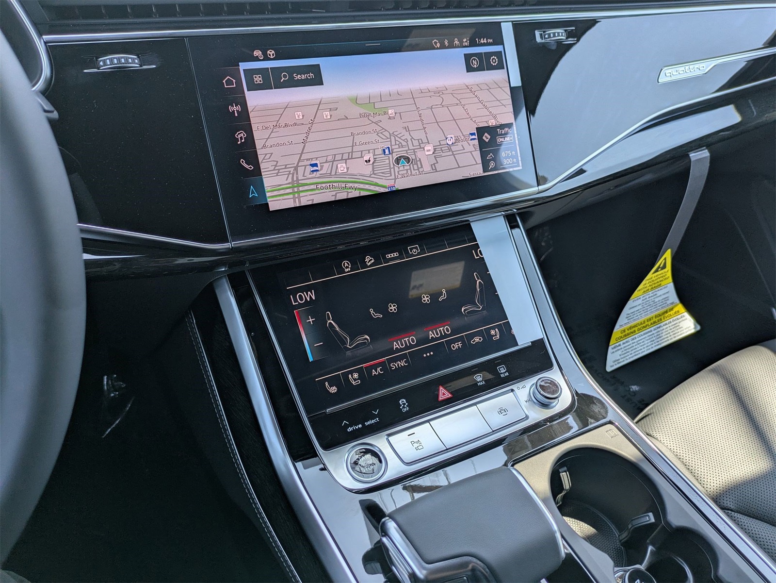 2025 Audi Q7 55 Premium Plus photo 3