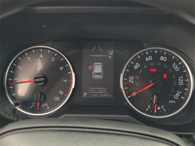 2022 Toyota RAV4 LE photo 8