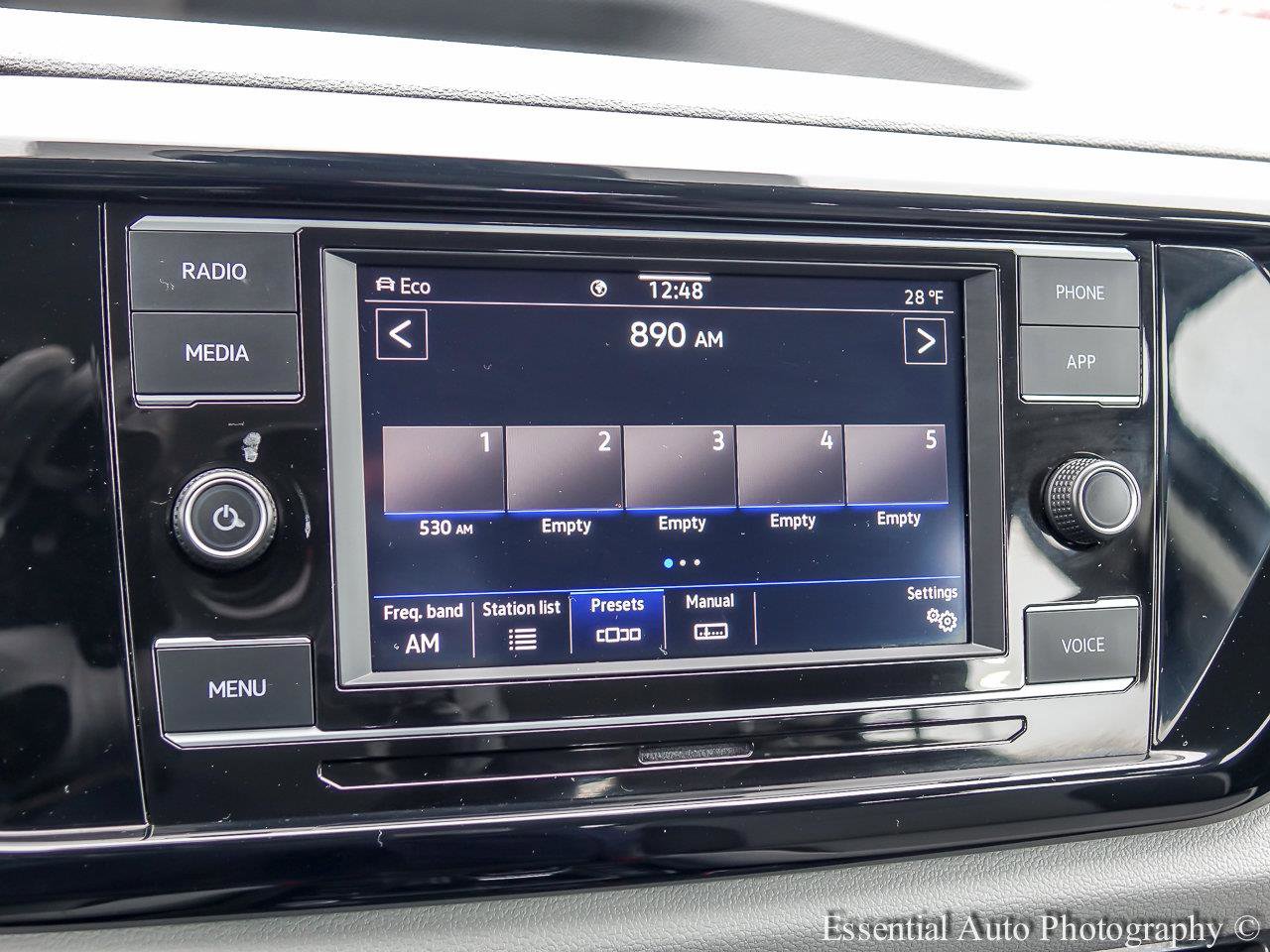 2023 VOLKSWAGEN TAOS - Image 12