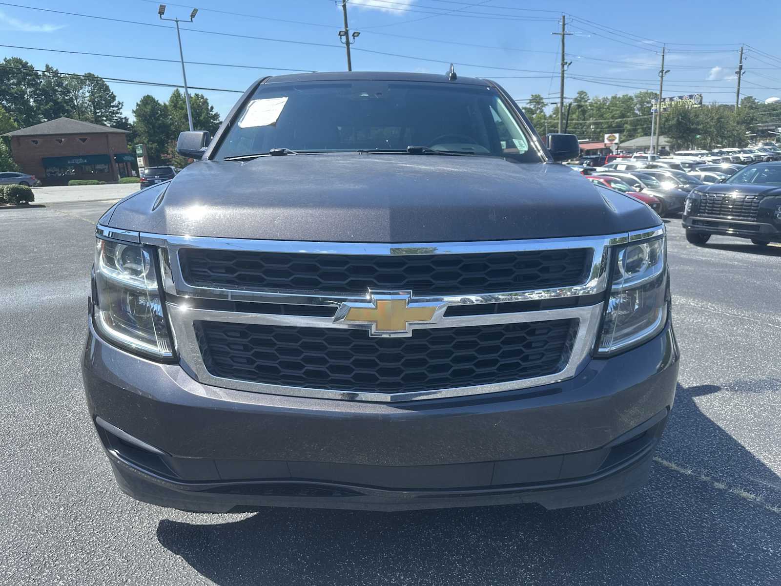 2017 Chevrolet Tahoe LT photo 2