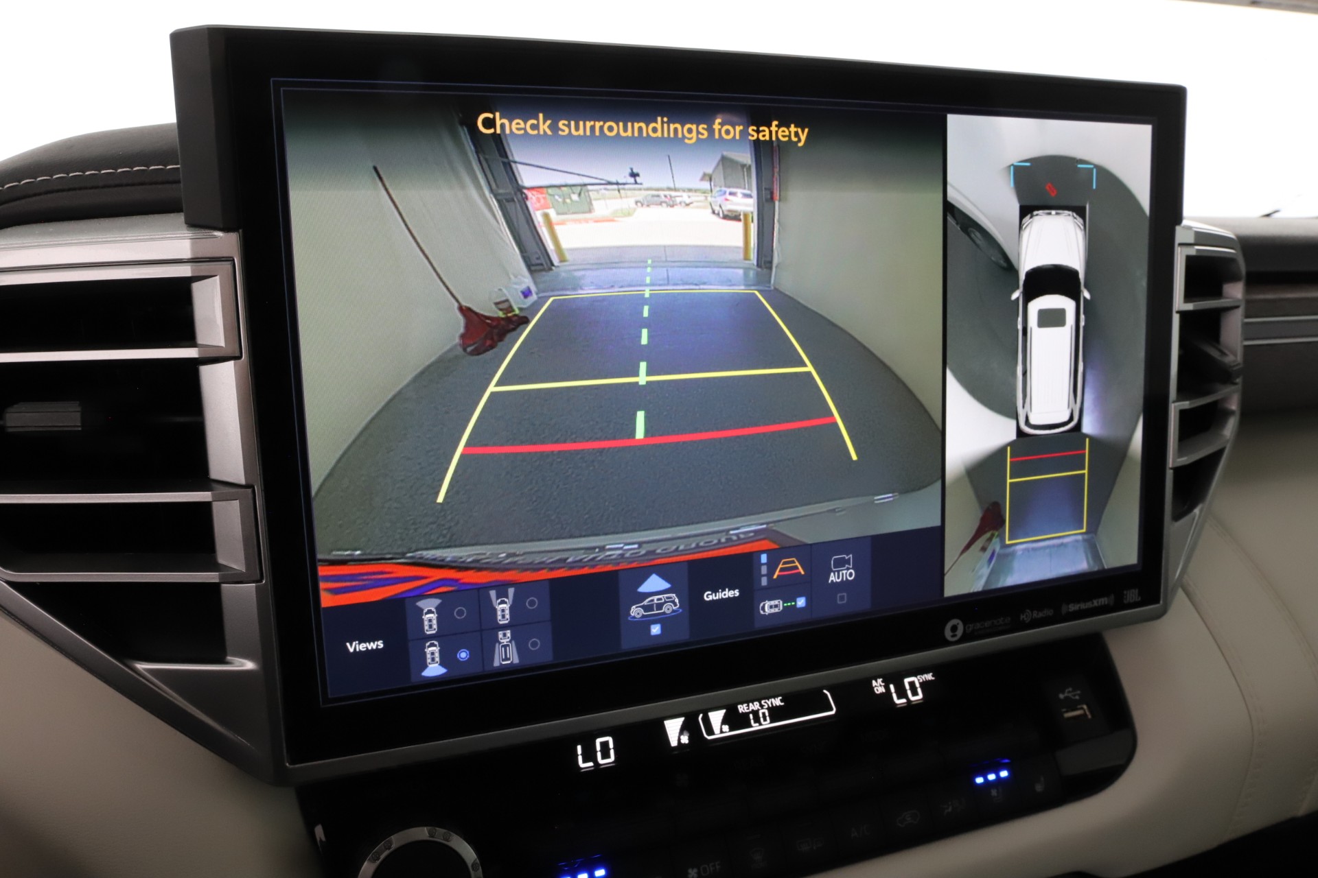 2024 Toyota RAV4 LE photo 23
