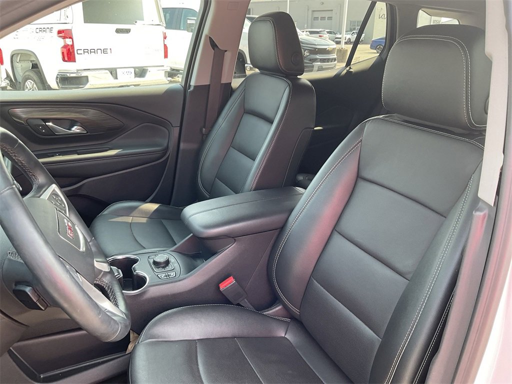 2024 Gmc Terrain SLT photo 12