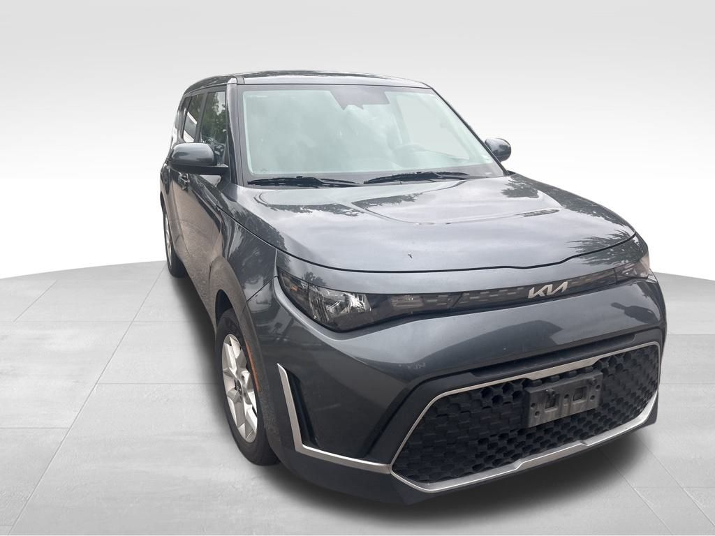 2023 Kia Soul LX photo 9